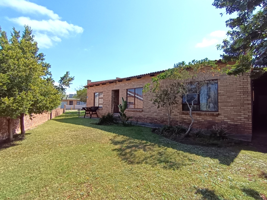 2 Bedroom Property for Sale in Noorsekloof Eastern Cape